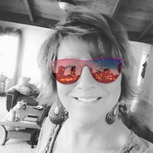 Meet your Posher, Kimberly